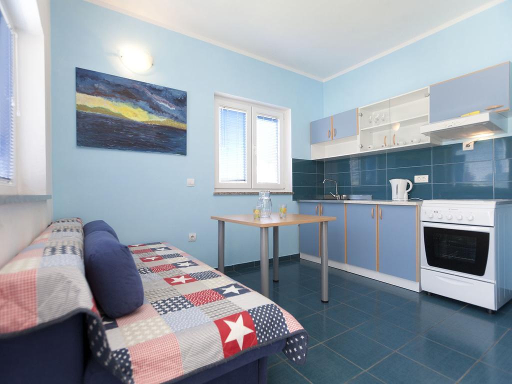 Apartments & Rooms Nikolic Fazana Exterior photo