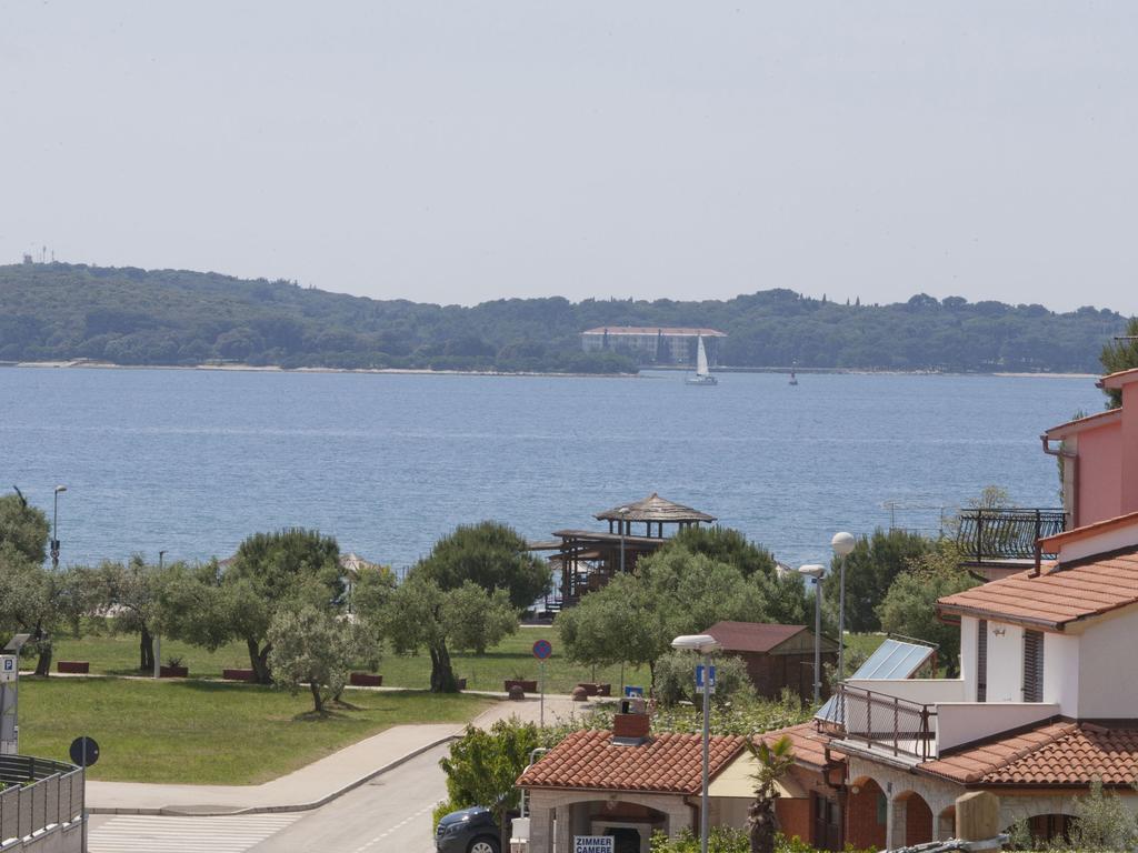 Apartments & Rooms Nikolic Fazana Exterior photo